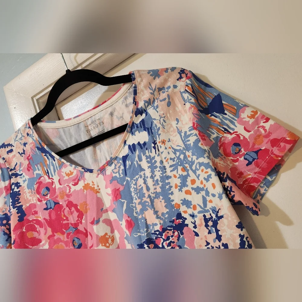 Women's Talbots Floral Tee, Size L - Picture 7 of 10
